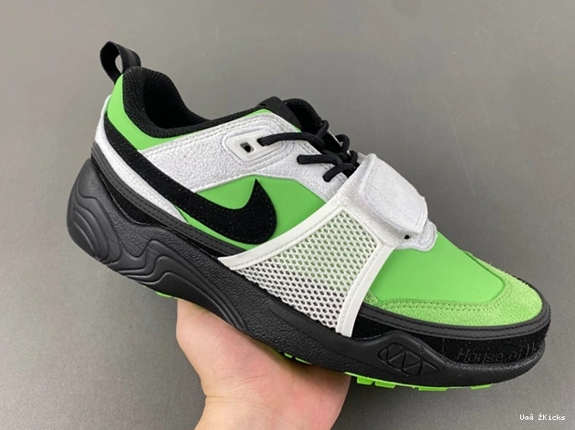 Jaxx Field Zoom 2 DailyWear HQ3061-104 Nike SP 0819